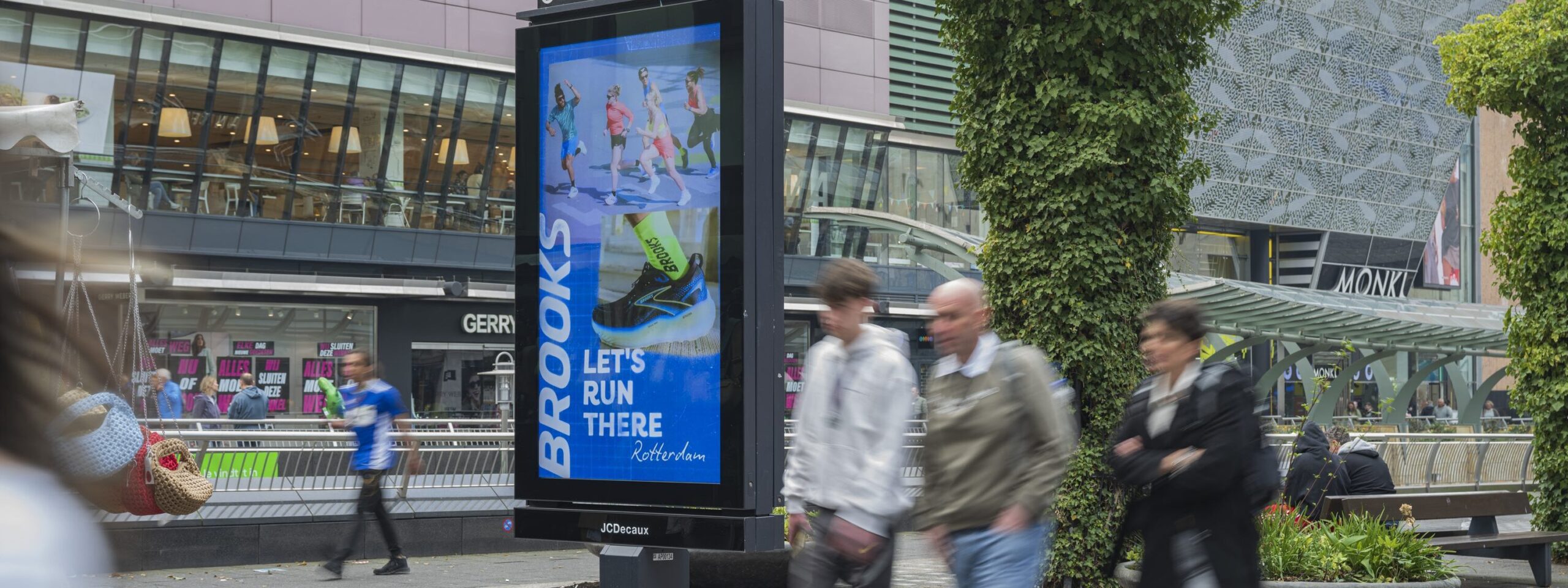 BROOKS X MARATHON ROTTERDAM π
| Outstanding Media