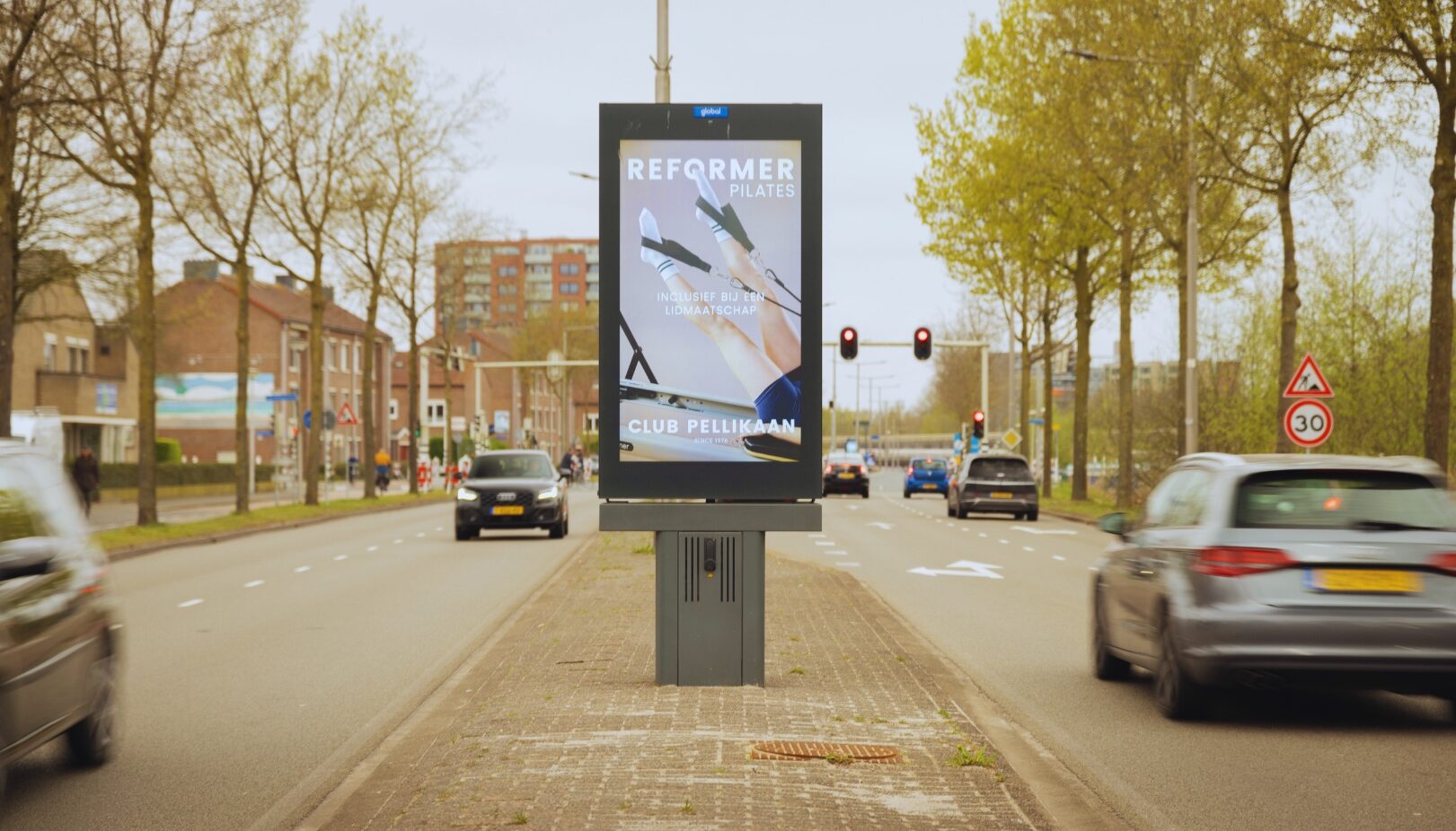 Digital Abri | Outstanding Media