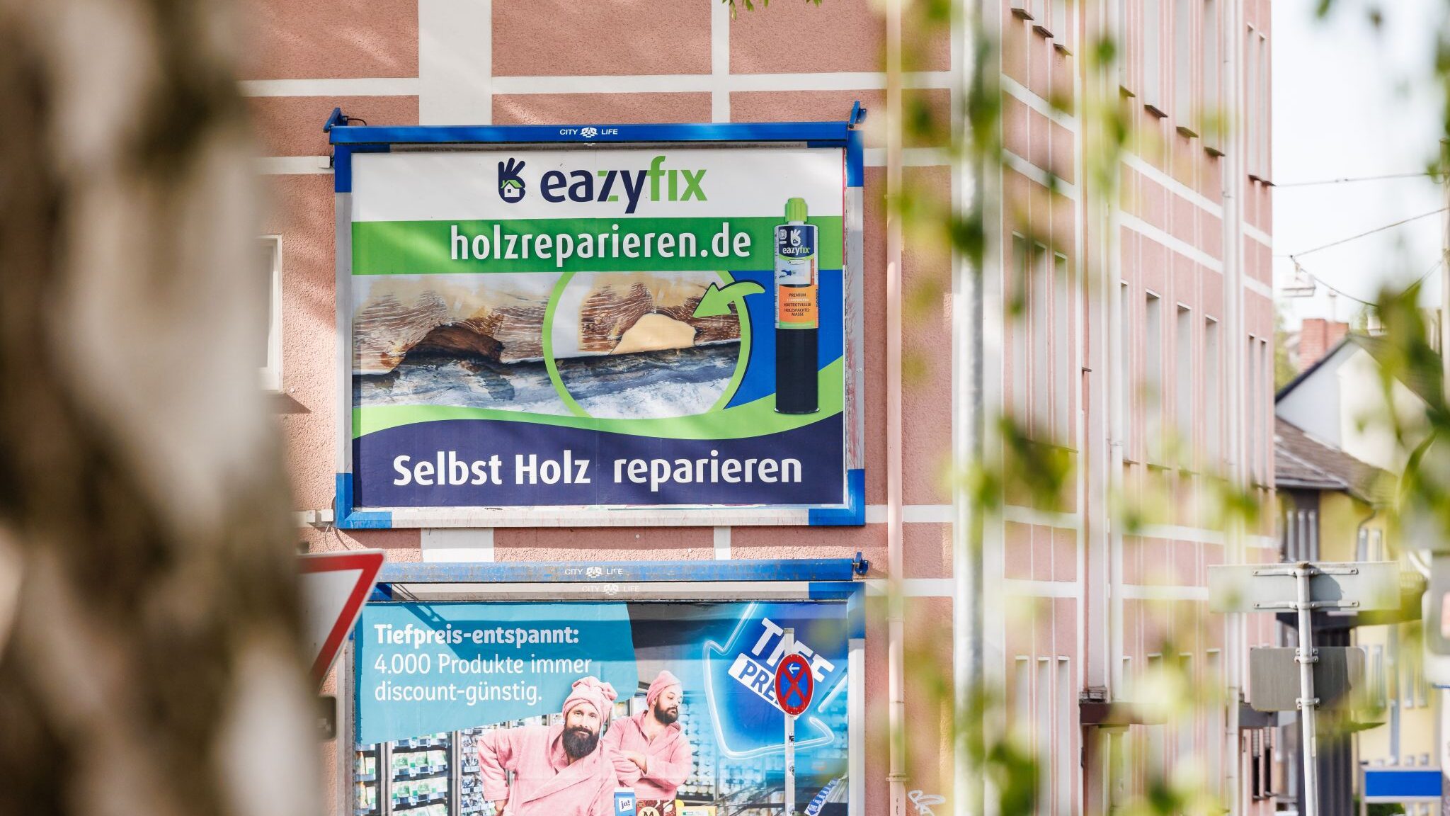 🇩🇪 Einfach Holz reparieren! | Outstanding Media
