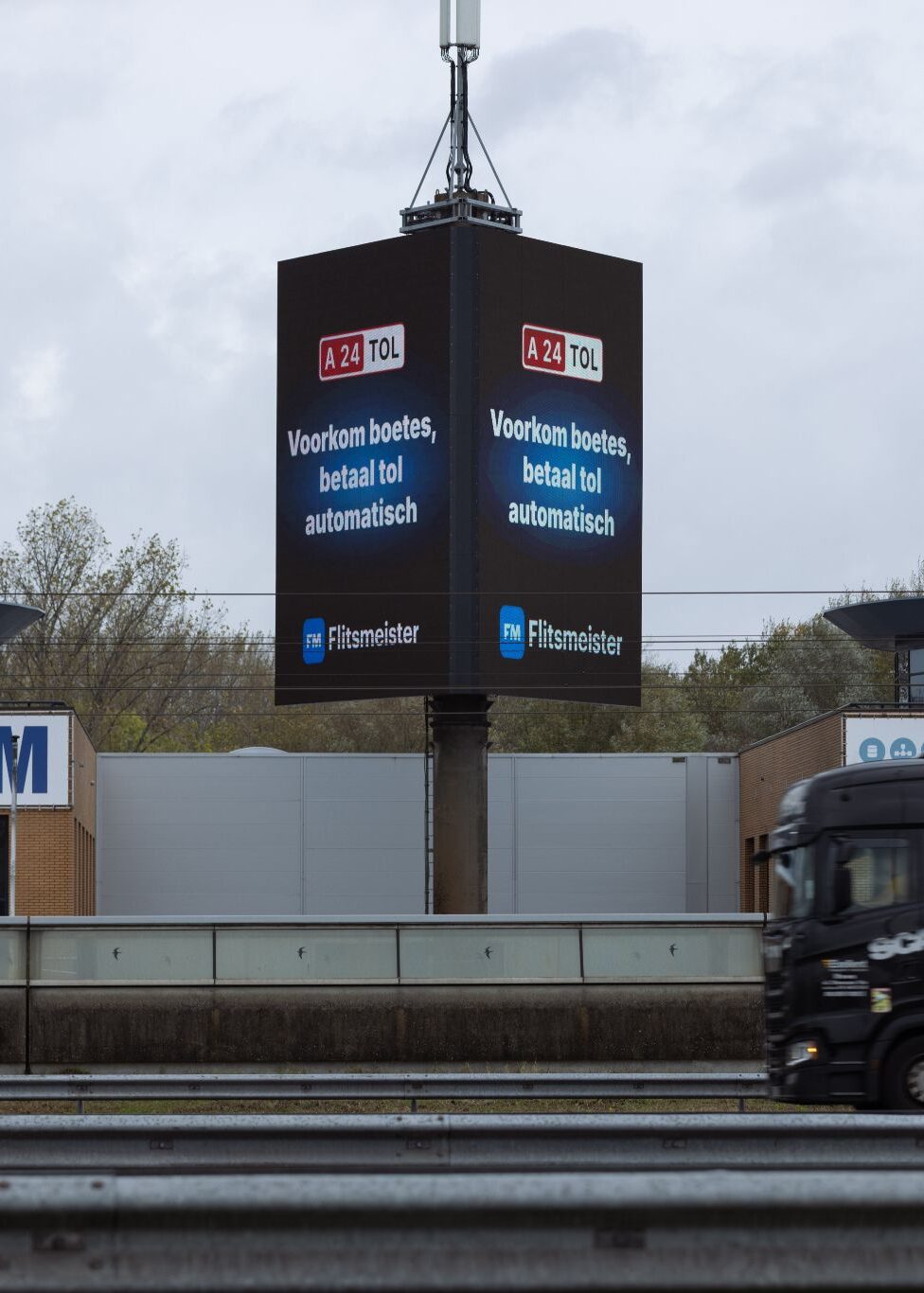 Digital Roadside | Outstanding Media