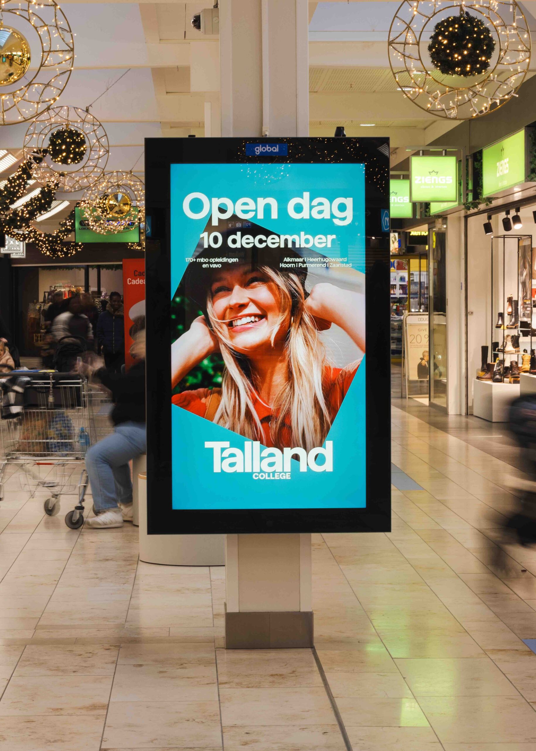 Retail | Outstanding Media